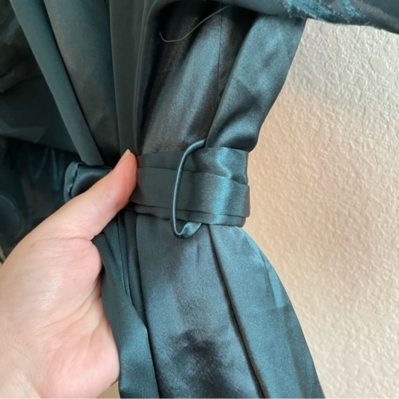 Vintage Gold Label Victoria Secret Emerald Green Maxi Satin Robe Women's M/L - Picture 5 of 12